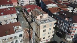 Sultangazi'de 5 katlı binada patlama