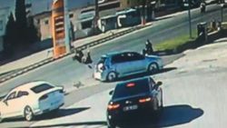 Şanlıurfa'da otomobil motosiklete çarptı