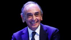 Emmanuel Macron ile Eric Zemmour ikinci tura kalıyor