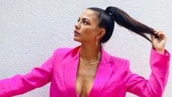 Demet Özdemir’in pahalı kombini