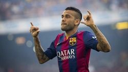 Barcelona'dan Dani Alves sürprizi