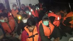 Yunan adalarından Türk karasularına geri itmeler sürüyor