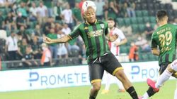 Mustafa Reşit Akçay'ın Dino Ndlovu mucizesi