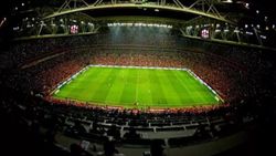 Galatasaray-Fenerbahçe derbisinin biletleri tükeniyor