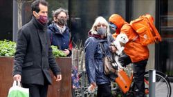 Belçika'da maske takma zorunluluğu uygulamasına geri dönüldü