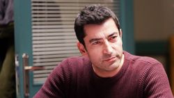Kenan İmirzalıoğlu'na ikinci bebeğin cinsiyeti soruldu