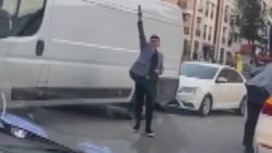Maltepe'de sahte çakarla silahlı düğün magandalığı yapan şahıs yakalandı