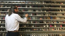 2 bin 779 adetlik telefon koleksiyonu, Guinness'e aday
