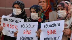 Evlat nöbetindeki aileler, Süleyman Soylu'nun doğum gününü kutladı