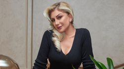 Muazzez Ersoy'dan yaşlılık açıklaması: Beni moruk olarak göremeyecekler