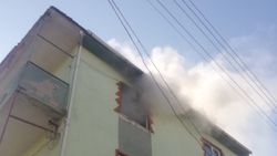 Kocaeli'nde şizofreni hastası iki daireyi ateşe verdi