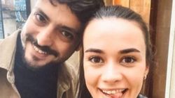 Hande Soral ve Taner Ölmez'den Alef pozu