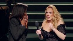 Adele'i ağlatan sürpriz