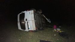 Edirne'de düzensiz göçmenleri taşıyan minibüs devrildi