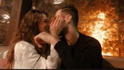 Miray Daner ile Oğulcan Engin'den ilk aşk pozu
