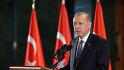 Cumhurbaşkanı Erdoğan'dan Öğretmenler Günü paylaşımı