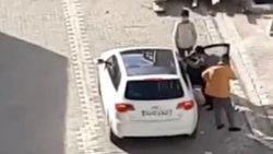 Esenyurt sokaklarında kadına şiddet