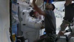 NASA'nın astronotları uzayda yürüdü