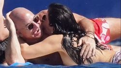 Jeff Bezos, sevgilisi Lauren Sanchez ile tatile çıktı
