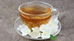 Rahatlatıcı yasemin çayının sağlığa 10 faydası