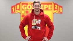 Göztepe, Bosna Hersekli kaleci Kenan Piric ile anlaştı