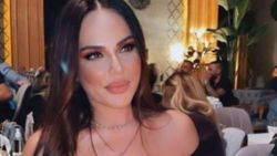 Buket Aydın sütyensiz hırka modasına uydu