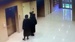 Bursa'da kadın hırsızlar evden para çaldı