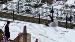 Burdur'da poşetle kayarken kanala düştü