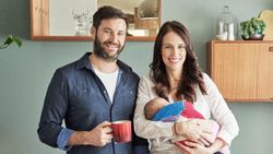 Jacinda Ardern, Omicron varyantı nedeniyle düğününü iptal etti