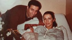 Kemal Sunal'ın kızı Ezo Sunal'dan Fatma Girik paylaşımı