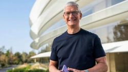Tim Cook, silahlı sapık tarafından takip ediliyor