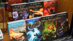 ABD'de bir papaz, Harry Potter ve Twilight kitaplarını yaktırdı