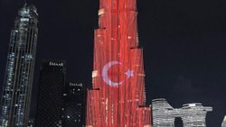 Cumhurbaşkanı Erdoğan’ın BAE ziyareti öncesi Burj Khalifa'ya Türk bayrağı yansıtıldı
