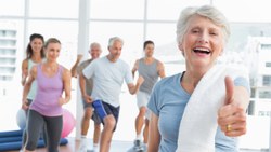 Araştırma: 70'li yaşlarda 20 dakikalık egzersiz kalbe iyi geliyor
