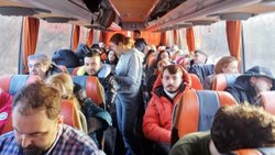 Ukrayna'dan tahliye edilen Türkler memleket yolunda