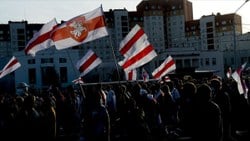 Belarus halkı, anayasa değişikliği için sandığa gitti