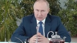 Vladimir Putin: Ukrayna'nın askeri altyapısını yok etme kararı aldık