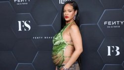 Rihanna'nın sıra dışı hamilelik tarzı
