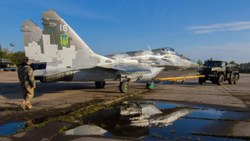 Rusya'dan Ukrayna uçaklarına havaalanı kullanımı izni veren ülkelere uyarı