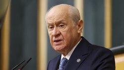 Devlet Bahçeli: Altın satar gibi yağ satanlar onurlarını da satmışlardır