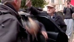 Müslüman karşıtı Eric Zemmour'a yumurtalı saldırı