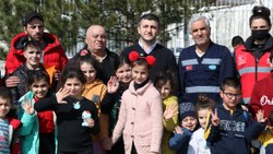 Ukrayna'dan tahliye edilen Ahıska Türklerinin sevinci