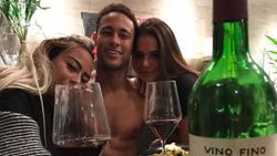 Neymar tesislere sarhoş geliyor iddiası