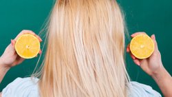 Limonu saça sürmenin 6 mucizevi etkisi 