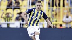 Aston Villa, Attila Szalai'yi istiyor