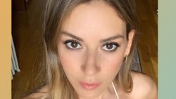 8 aylık hamile Sinem Kobal'dan yeni poz