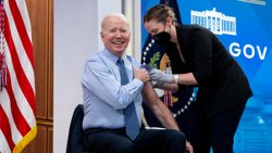 Joe Biden, 4’üncü doz aşısını kameraların önünde oldu