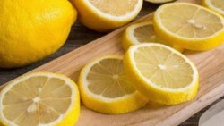 Oruç bozmayan ağrı kesici: Limonu ensenize sürerseniz...