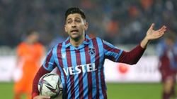 Bakasetas, Sporting Lizbon ile el sıkıştı