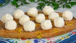 Limonlu cheesecake topları